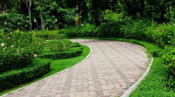 Cost of Paver Walkway Repair in Arlington Heights