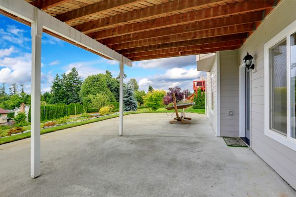 Cost of Patio Flooring Installation in Arlington Heights