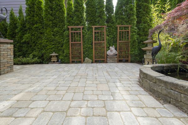 Cost of Backyard Hardscape Service in Arlington Heights