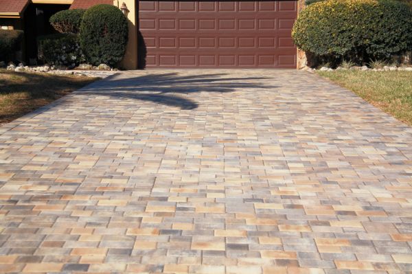 Driveway Pavers Replacement in Arlington Heights